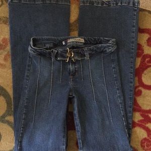 fREE w/ purchase Atmosphere jeans